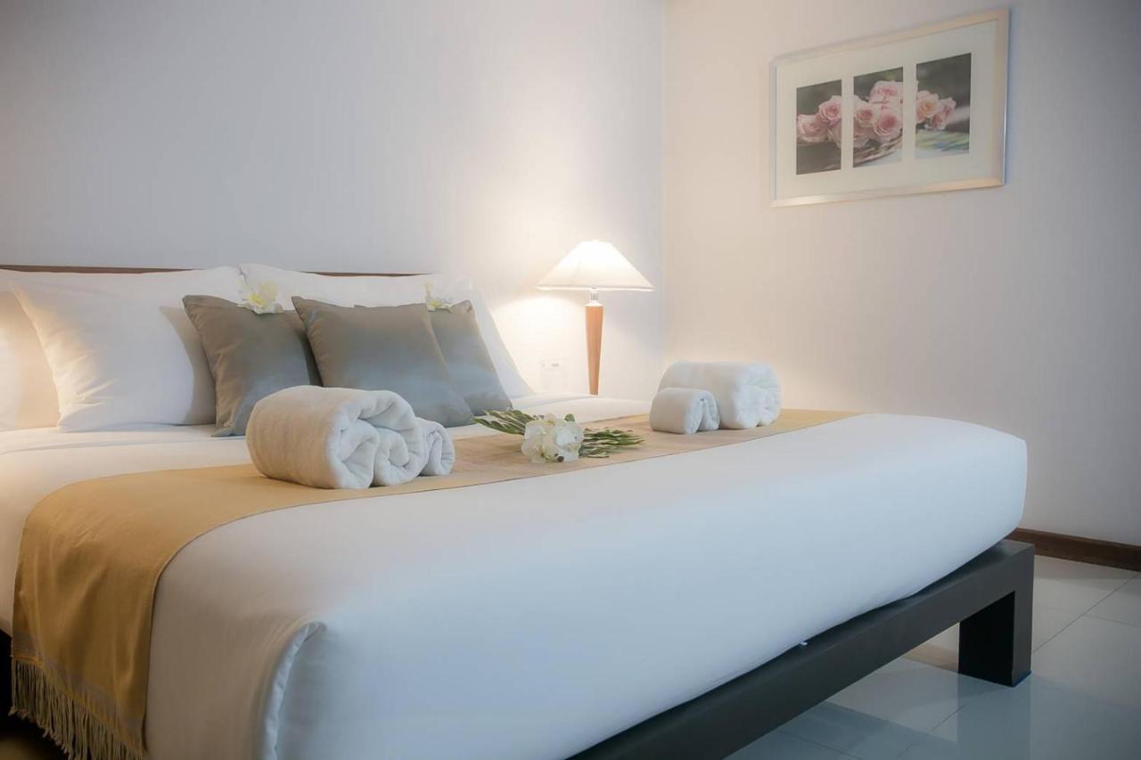 Friday Hotel Uttaradit Extérieur photo